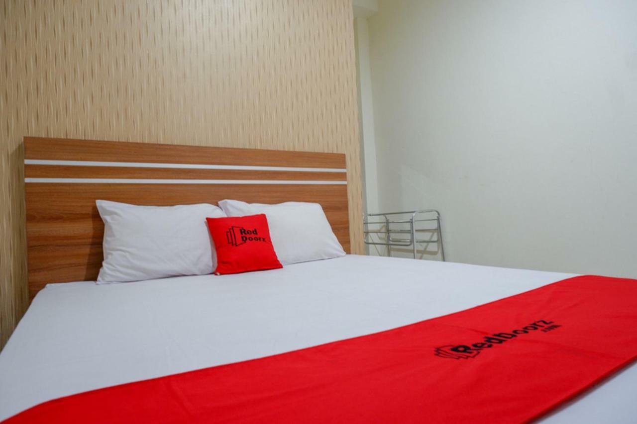 Reddoorz Near Living Plaza Purwokerto Hotel Exterior foto