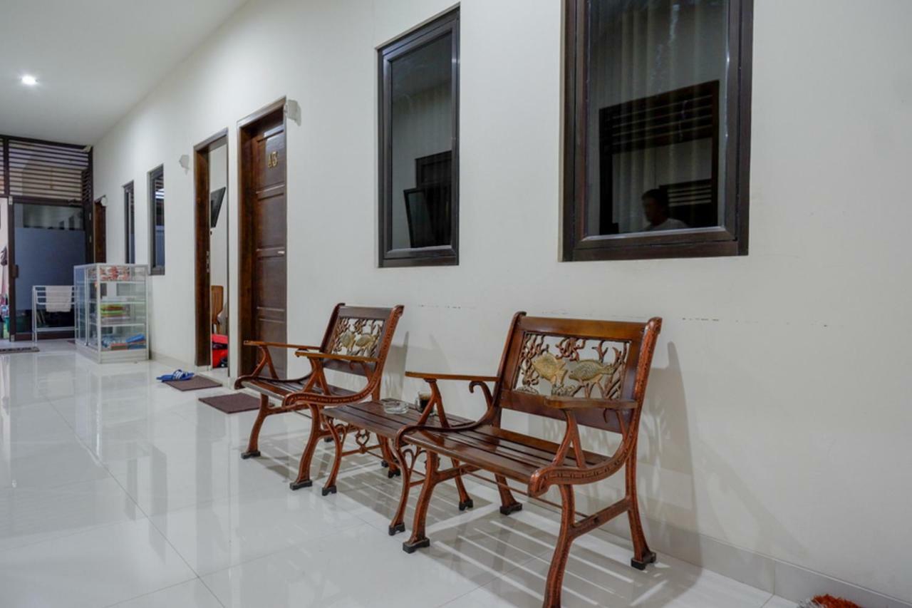 Reddoorz Near Living Plaza Purwokerto Hotel Exterior foto